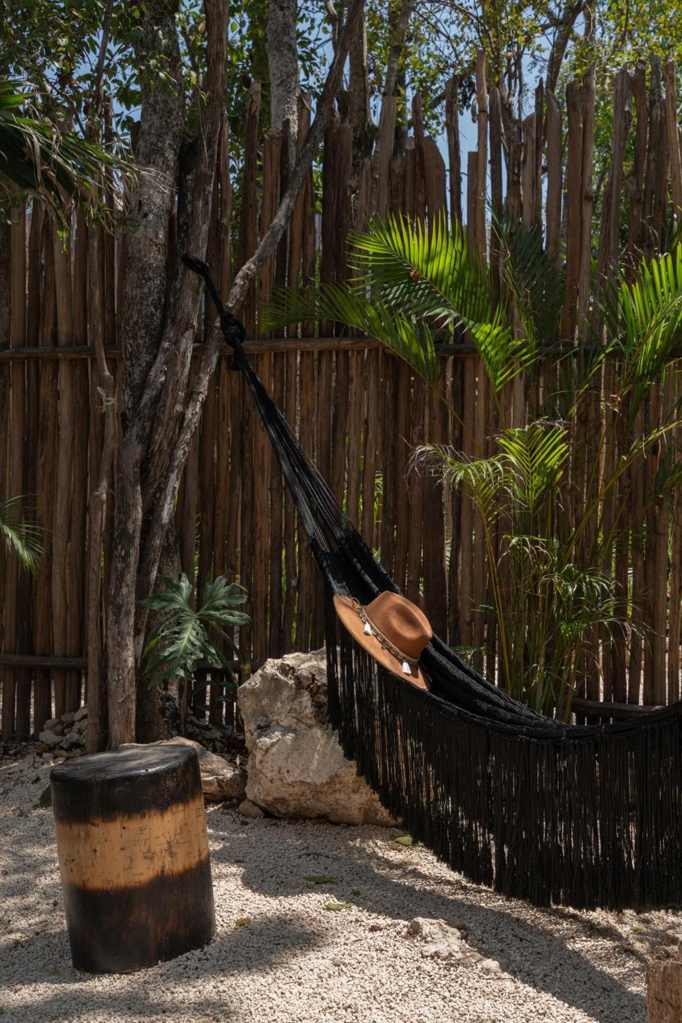 Esencia Villas ตูลุม ภายนอก รูปภาพ